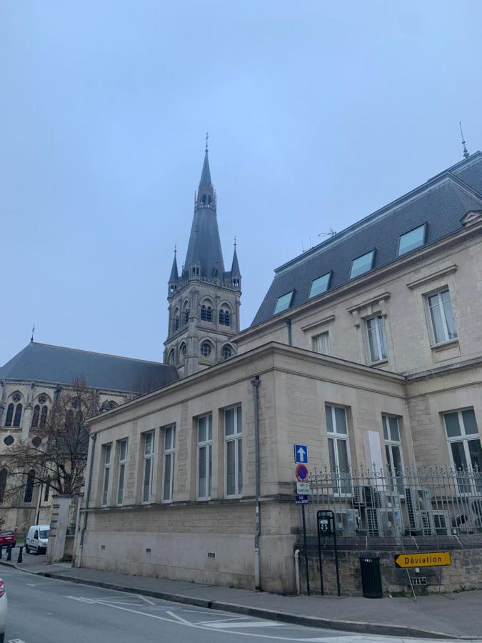 L Oote Appart Epernay Exterior photo